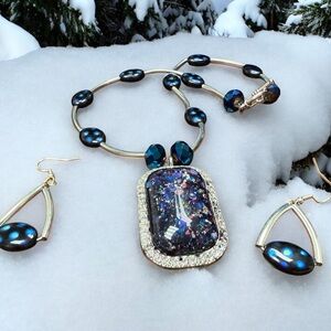 Elegant Silver and Blue Jewelry Set
